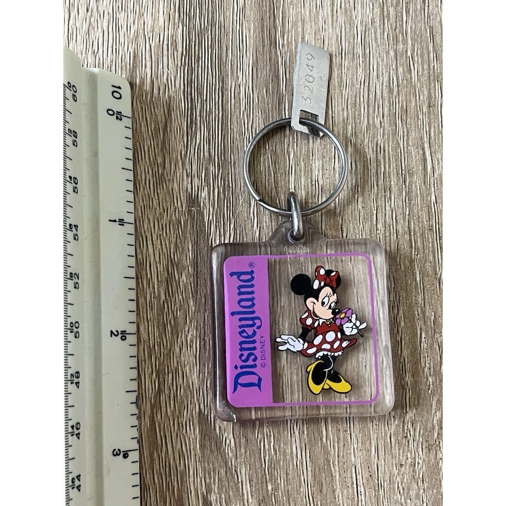 Vintage MINNIE MOUSE  WALT DISNEY WORLD Square Acrylic Keychain